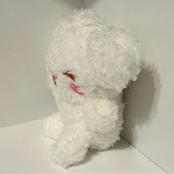 Fuzzy Cinnamoroll Plush Keychain - Picture 3 of 6